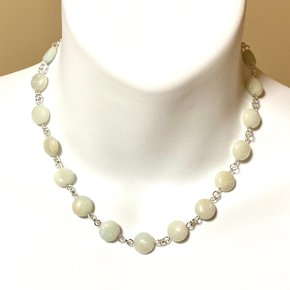 Genuine Pale Green Serpentine Short Necklace, Gemstone & Silver Tone Links